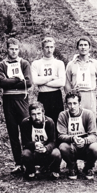 Libor Foltman (standing in the centre of the middle row) at a summer racing event on plastic in Liberec. 1970 World Champion from the High Tatras Ladislav Rygl is bottom right, 1969 