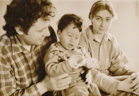 Pavla Paloušová with her husband Martin and son Michal, Větrov, 1987