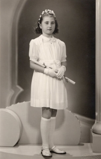 Olga Adamkova, First Holy Communion, 40s