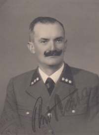 Jiří's great-grandfather Rudolf Kašpar, the head forester during the First Republic and later after 1945, managed the forests of the Beaufort estate in Bečov nad Teplou after the expulsion of the indigenous population as an employee of the forest administration