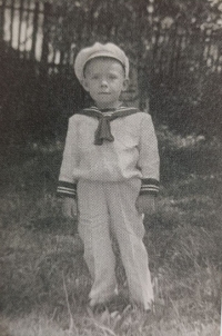 Little Josef Ptacek in the garden in Studena (1951)