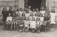 Jarmila Zaviačičová, bottom row, first from the right, municipal school, Kroměříž, 1940s