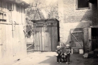 Helena Bračíková with sons Jiří and Ladislav