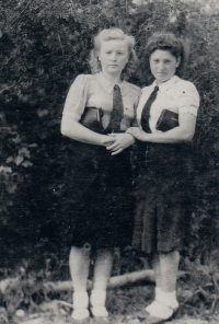 Witness's mother Evženie Liščinková, née Bartošová (left) at age 17 in Volhynia