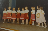 Z kroniky folklorního souboru Stázka, který Vlasta Kuboušková založila v roce 1993