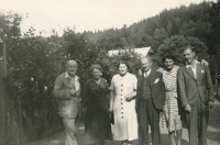 Family (Anton, Zdenka, Petra, Heinrich, ..., father)