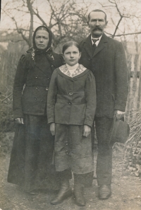 Minaříkovi, Předmíř, předkové Miroslava Nepodala z matčiny strany, cca 1918