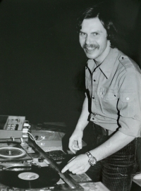 DJ Zdenek Raboch, likely at Dominik club in Plzeň, early 1970s)