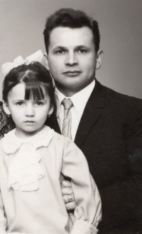 Witness with his daughter (1970s)