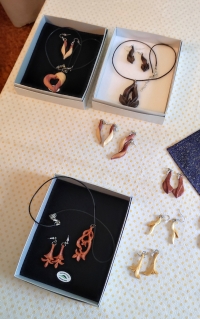 Wooden jewellery by Josef Mrňák