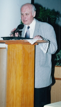 Seminar on the birth anniversary of poet F. D. Merth, Strašín, 2000