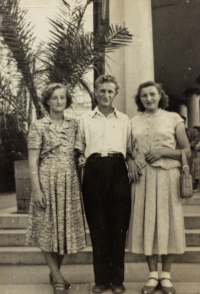 With classmates from the agricultural school at the colonnade in Mariánské Lázně, 17 years old, standing on the left