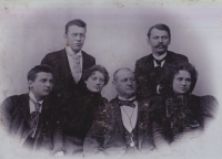 Siblings of Božena Raková (mother of the witness), bottom left: Láďa, Krista, Hanzi, Anka