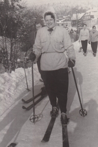 Marta Henclová in Nové Hamry, late 1940s