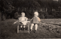 Zdeněk Duda with his sister Aurelie in 1943