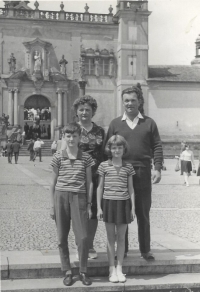 Rodiče a sourozenci Danuše Brůhové, rok 1966