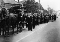 Funeral of Cecília Hartošová's father in Služovice. The procession went to the neighbouring Oldřišov