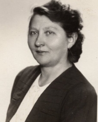 Mum Vlasta Bartošová, 1948