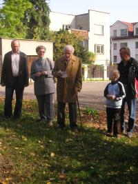 Planting a Ginkgo Biloba tree on 12.10.2008