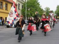 V. Kočka in front of the procession at the City celebrations in Slane