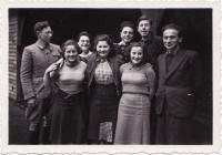 Last photo taken in Copenhagen before departure - 1941. "We said goodbye to each other and lost our contacts" says Judith Shaked (2nd from the right)