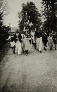 The first may day in old Lublicích before the second world war