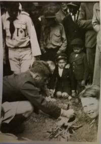 The meeting of scouts from Prague, somewhere between Cernosice and Radotin