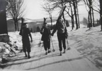 Trip to Bublava, Lotte with her friends, 1947