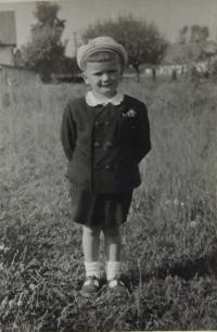 Jaroslav Šaroun as a child