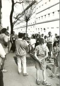 1995 - výsadba stromů v Lublaňské