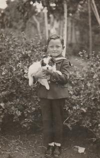 schoolboy in Valeč, 1935