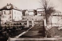 Rupert family home typists, built by Francis Jurenka