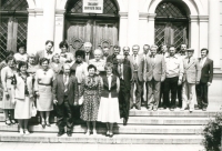 Emílie with the group of teachers