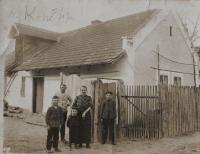 grandparents with father and siblings - Konetopy N.80